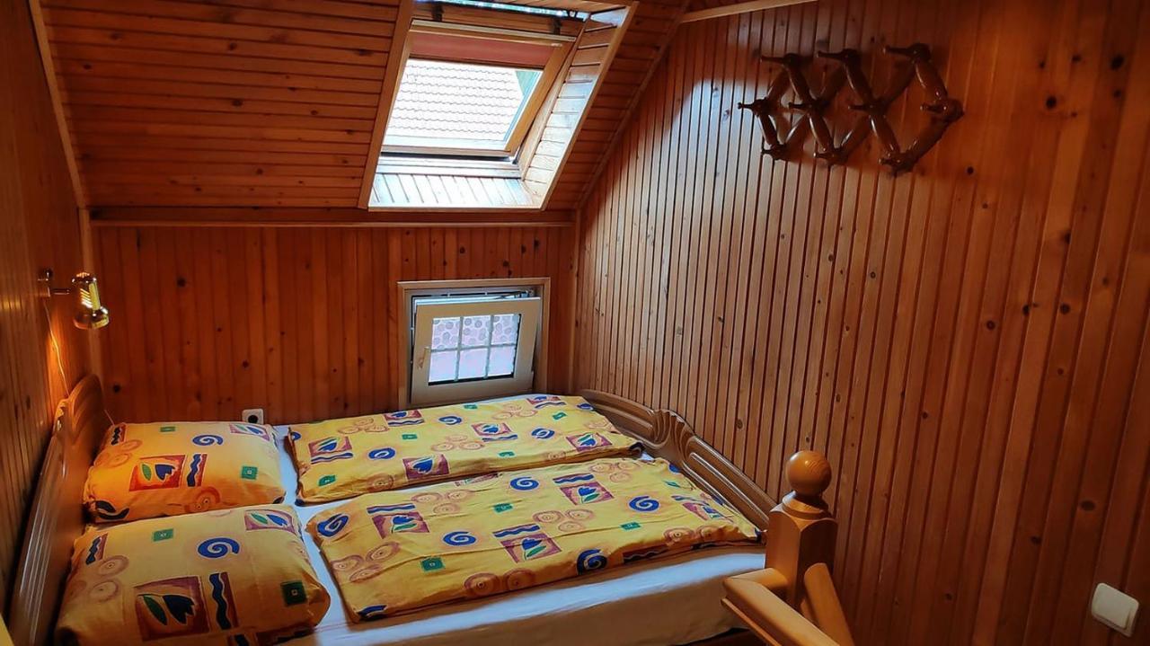 Guesthouse "Nakvyne Pas Zveja" Nagliu Street นิดา ภายนอก รูปภาพ