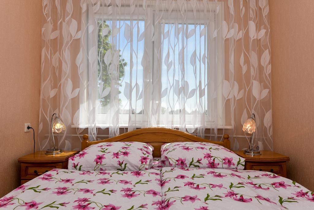 Guesthouse "Nakvyne Pas Zveja" Nagliu Street นิดา ภายนอก รูปภาพ