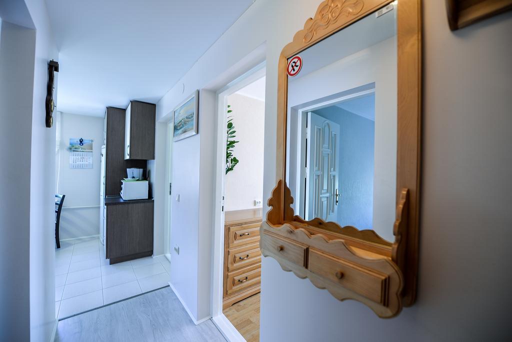 Guesthouse "Nakvyne Pas Zveja" Nagliu Street นิดา ภายนอก รูปภาพ