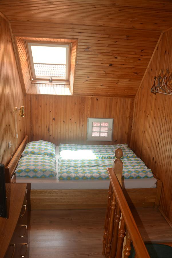 Guesthouse "Nakvyne Pas Zveja" Nagliu Street นิดา ภายนอก รูปภาพ