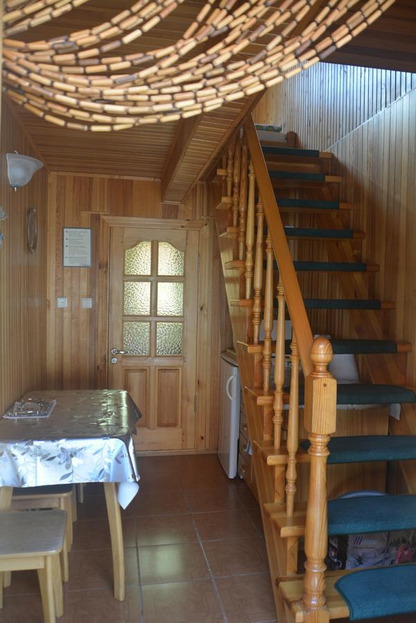 Guesthouse "Nakvyne Pas Zveja" Nagliu Street นิดา ภายนอก รูปภาพ