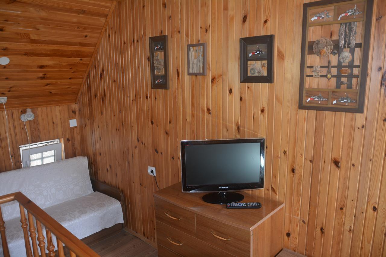 Guesthouse "Nakvyne Pas Zveja" Nagliu Street นิดา ภายนอก รูปภาพ